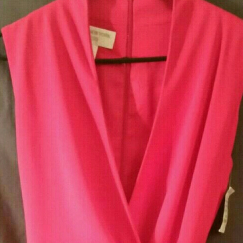 Jones New York Pink Sleeveless V-Neck Dress